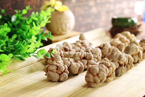 三七粉每天吃多少適宜? 三七粉每天吃多少適宜?