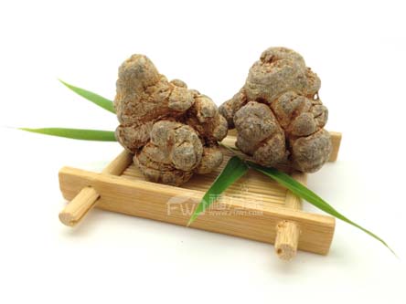 月經多或月經少能不能吃三七粉 月經多或月經少能不能吃三七粉