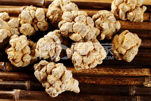 吃三七粉有什么好處 吃三七粉有什么好處