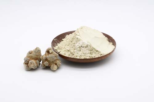 普通和高級的三七粉 普通和高級的三七粉